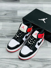 Nike Air Jordan 1