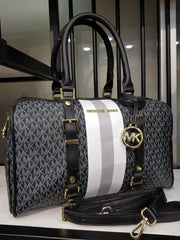 MICHAEL KORS
Duffel bag