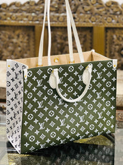 Louis Vuitton (on the go) Tote Bag