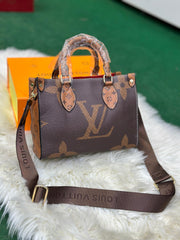 LOUIS VUITTON CrossBody