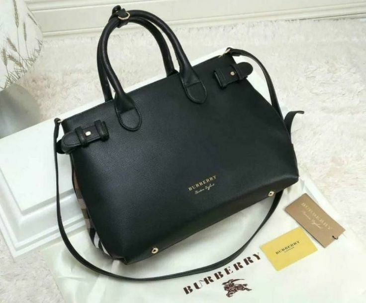 Burberry Medium Banner Bag