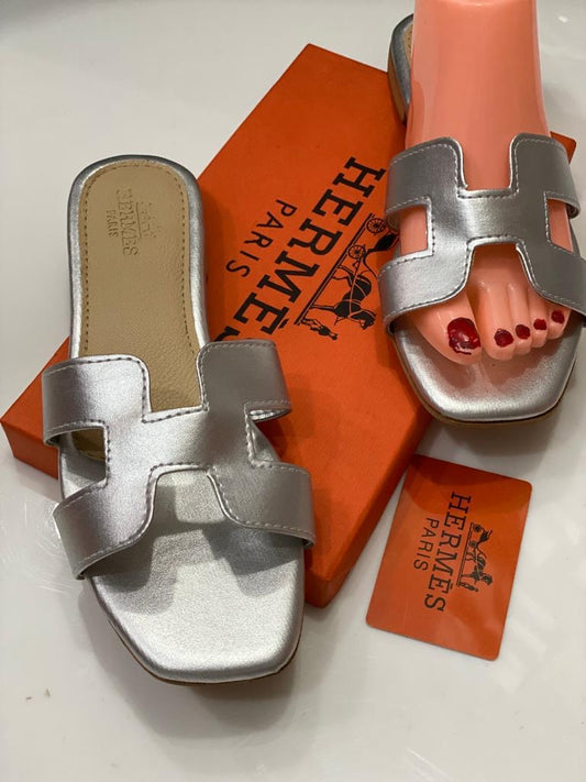 Hermes Basic Color Sandal