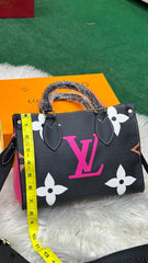 LOUIS VUITTON CrossBody