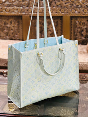 Louis Vuitton (on the go) Tote Bag