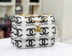 Chanel Signature Sia Crossbody