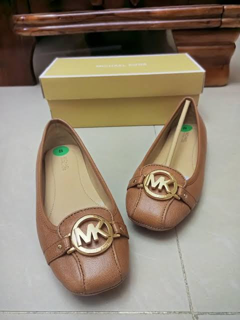 Michael Kors Fulton Brown Pumps