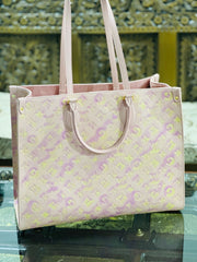 Louis Vuitton (on the go) Tote Bag