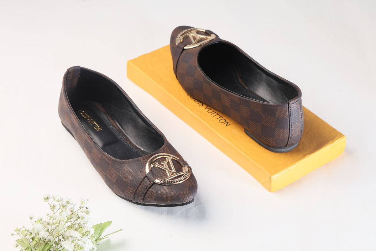 Louis Vuitton Flat Pumps