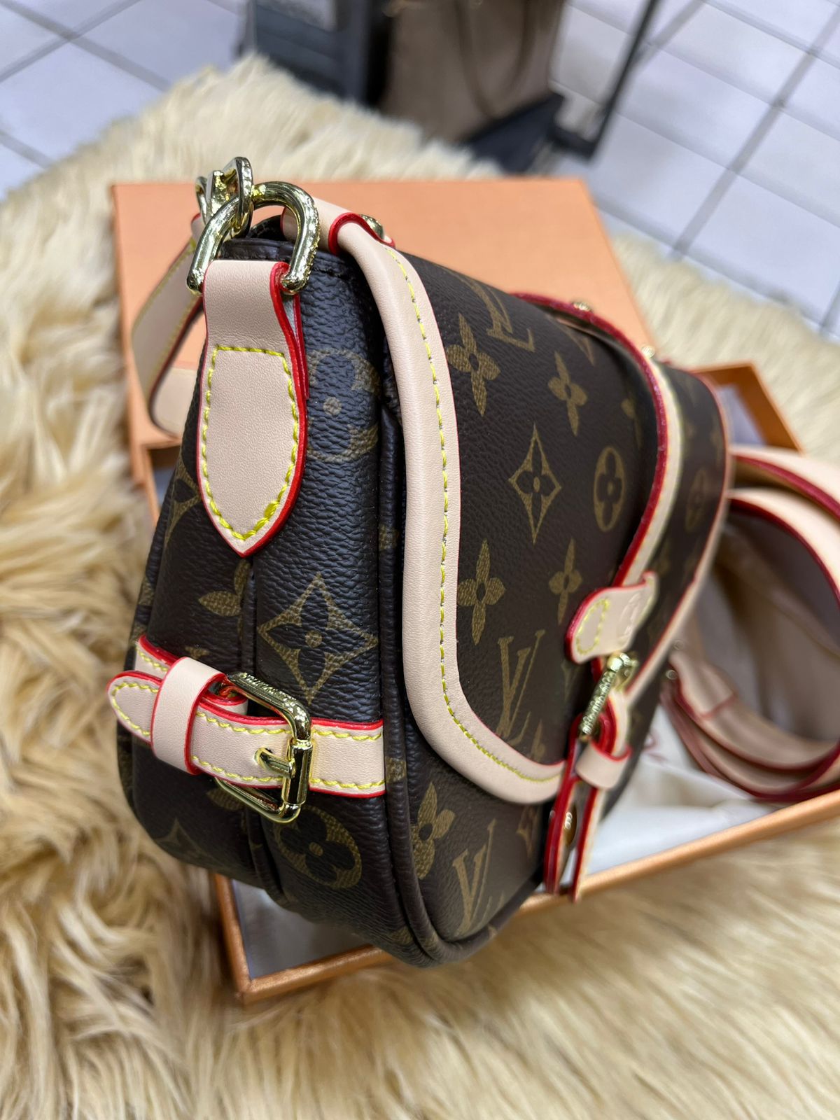 Louis Vuitton Saumur Handbag