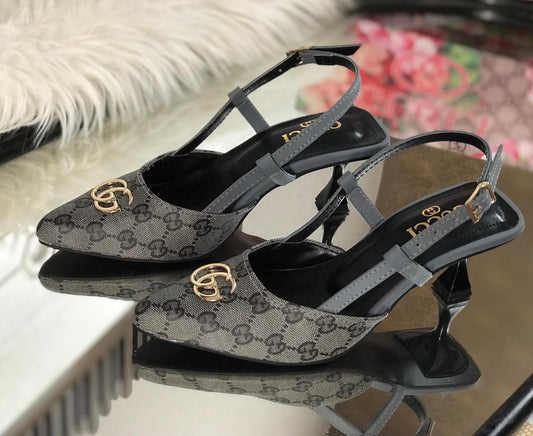 GUCCI Elegant Wedges