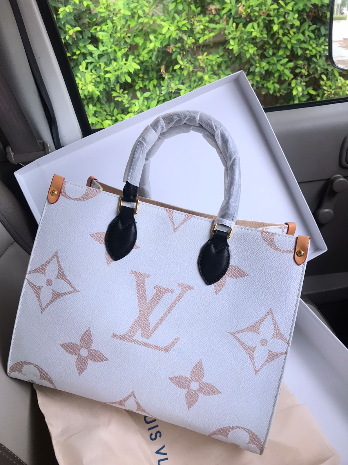 Louis Vuitton On The Go Tote Bag