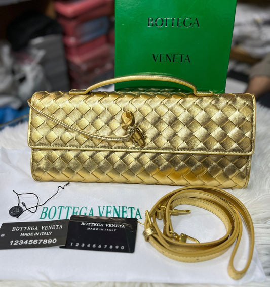 Bottega Veneta Andiamo Bag 31cm Clutch Bag