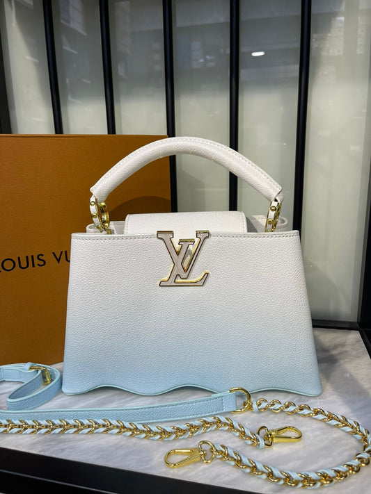 Louis Vuitton Capucines Capushell