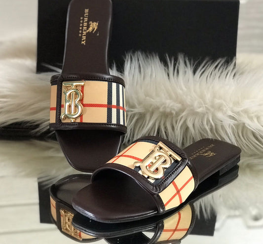 BURBERRY Slippers