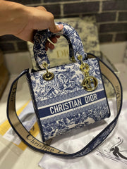 DIOR MEDIUM LADY D-LITE BAG