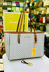 Michael Kors Grand Tote