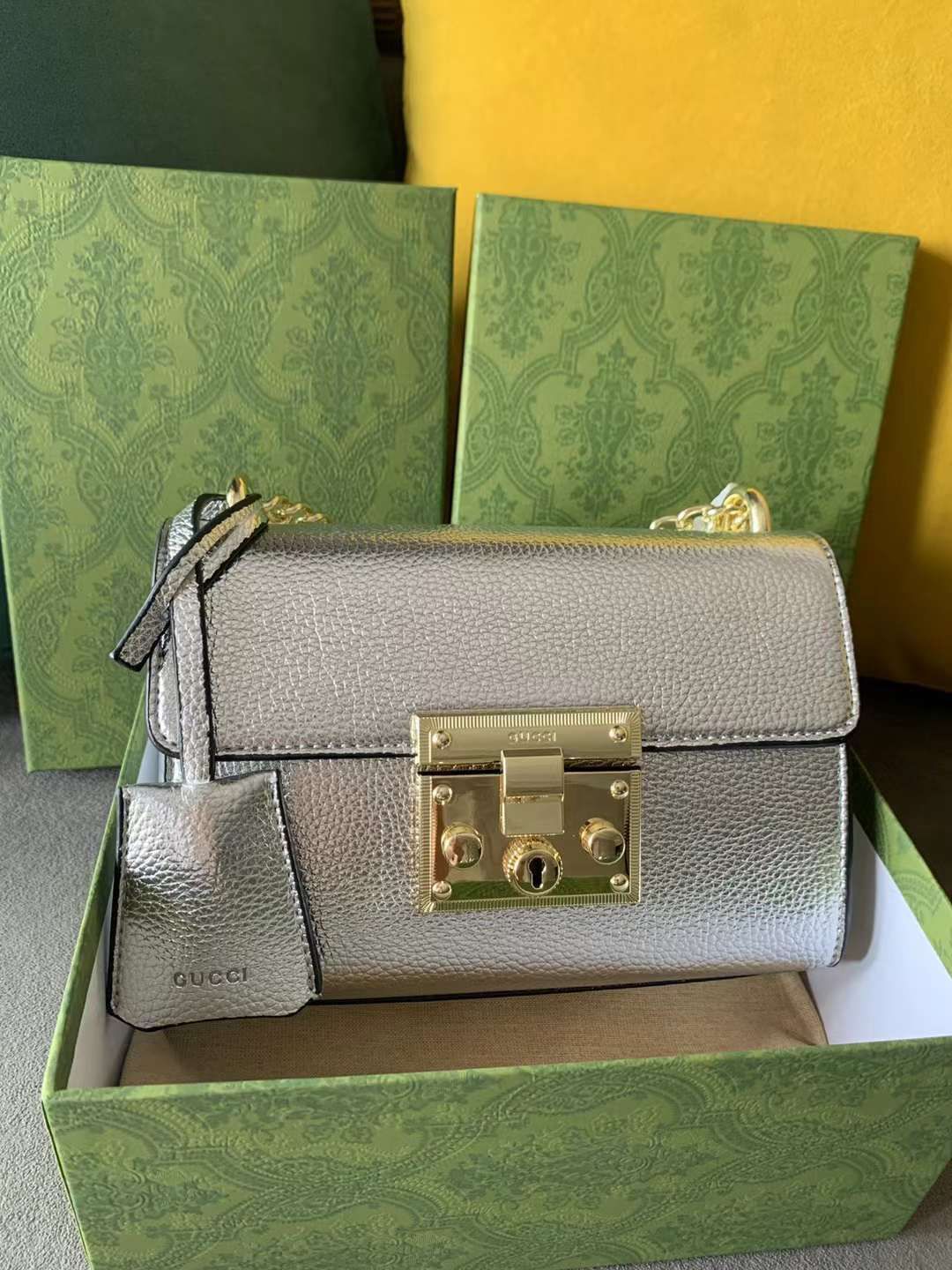 Gucci Signature Bag