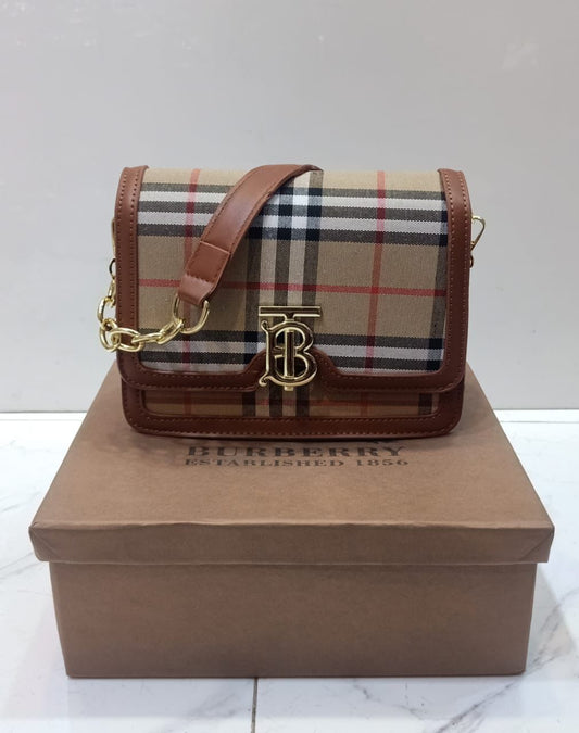 Burberry Heritage Cross Body