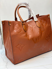 LOUIS VUITTON SHOULDER  HANDBAG