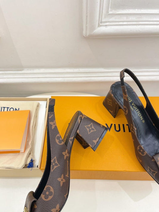 LouisVuitton B- heel 👠