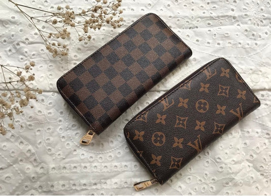 Louis Vuitton Zipper Wallet