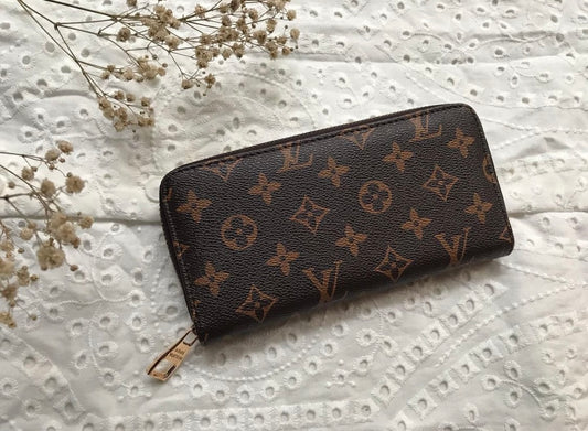 Louis Vuitton Zipper Wallet